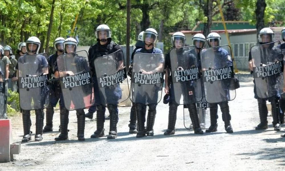 Συναγερμός στα ΜΑΤ: Πρώτο κρούσμα κορονοϊού - Σε καραντίνα 15 αστυνομικοί